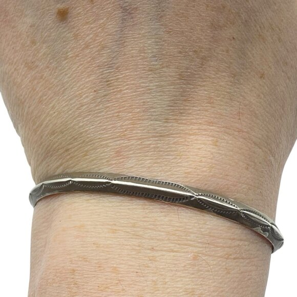 Native American Sterling Silver Stamped Cuff Bracelet 6.25in Simple Dainty - Picture 1 of 8